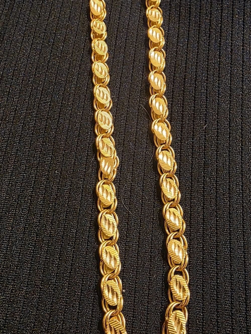 21k Gold Damascus Chain W/ Stamp 21k Not Plated Almost 13grams 16" - Picture 4 of 14